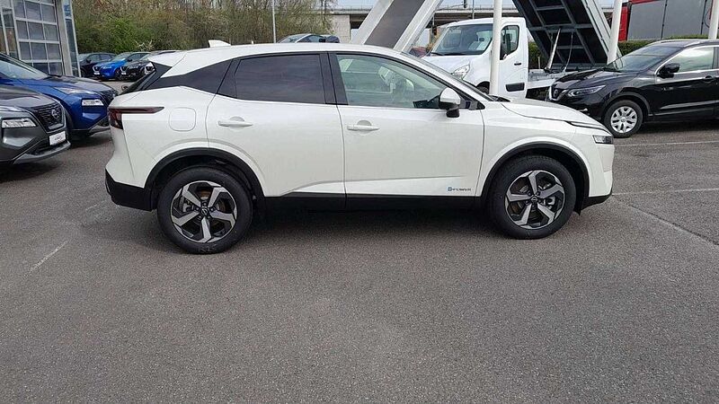 Nissan Qashqai 1.5 VC-T e-Power N-Connecta Winter/Business