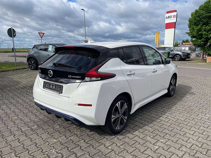 Nissan Leaf 62kWh N-Connecta Winter