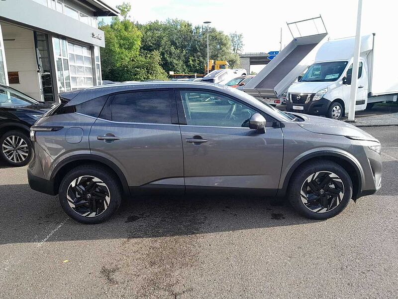 Nissan Qashqai 1.3 DIG-T XTronic N-Connecta Headup/Winter