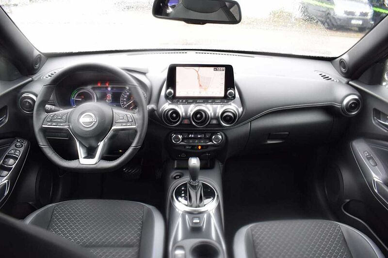 Nissan Juke 1.6 Hybrid N-Connecta Navi/Winter